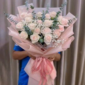 Bó hoa tưới kem dâu baby HB805