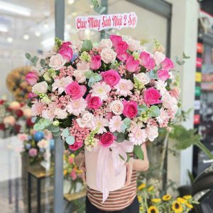 Giỏ hoa tươi hồng sen mix kem dâu HG832