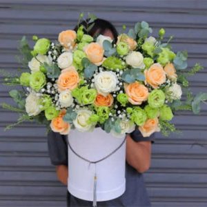 Giỏ hoa tươi ấm áp HG835